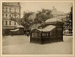 An entrance kiosk manufactured by Hecla Iron Works, which had a domed roof with cast-iron shingles