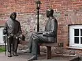 Sculpture of Oscar Wilde and Eduard Vilde in Tartu (1999)