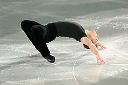 Solo cantilever with hands on ice (Shawn Sawyer)