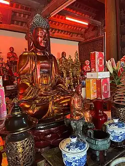 Bhaiṣajyaguru statue in a temple in Northern Vietnam, 19th century