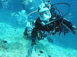 AGA mask with through-water comms.