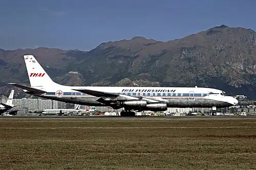 Douglas DC-8-32