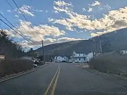 Tomhicken Road eastbound through Rock Glen