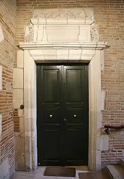 Hôtel de Bagis, interior door (1538, Nicolas Bachelier).