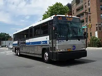 A Glen Oaks-bound QM5 bus at Union Turnpike and 164th Street.