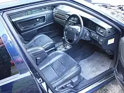 Interior view of an RHD V70 R with anthracite leather-alcantara seats