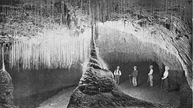 Grottes de Coufin in circa 1924